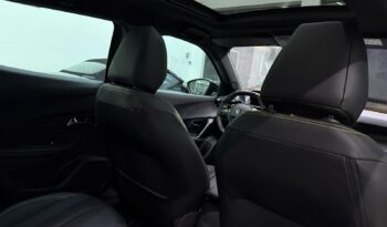 
										Peugeot 2008 GT – 2025 full									