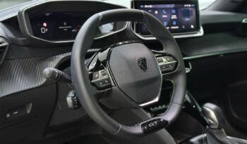 
										Peugeot 2008 GT – 2025 full									