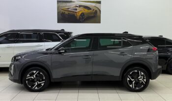 
										Peugeot 2008 GT – 2025 full									