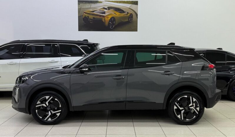 
								Peugeot 2008 GT – 2025 full									