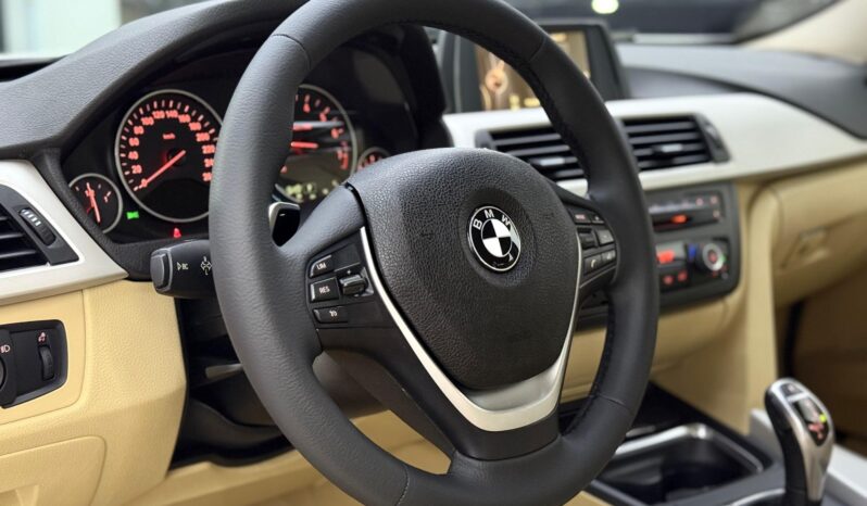 
								BMW 320i Activeflex – 2015 full									