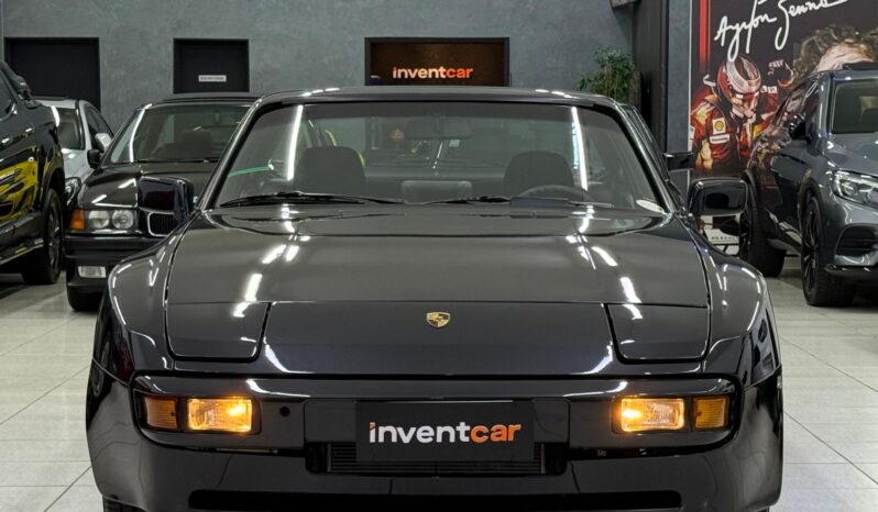 
								Porsche 944 – 1982 cheio									