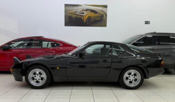 
										Porsche 944 – 1982 cheio									