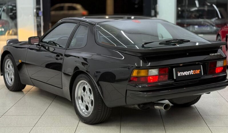 
								Porsche 944 – 1982 cheio									