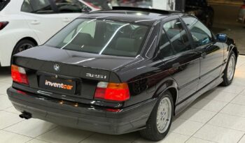 
										BMW 325i – 1995 cheio									