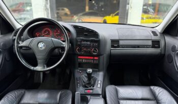 
										BMW 325i – 1995 cheio									