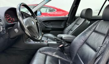 
										BMW 325i – 1995 cheio									