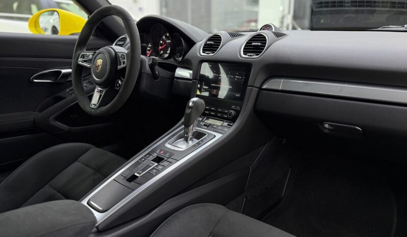 
								Porsche 718 Boxster GTS – 2025 cheio									