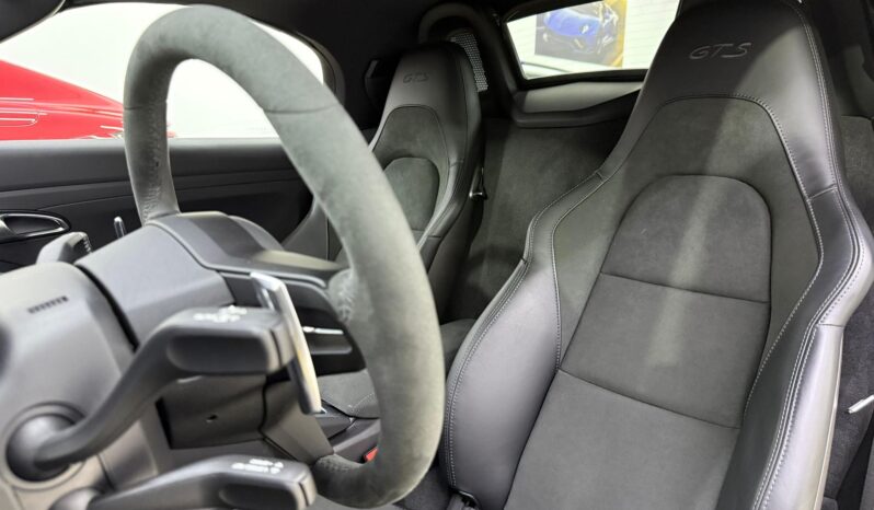 
								Porsche 718 Boxster GTS – 2025 cheio									