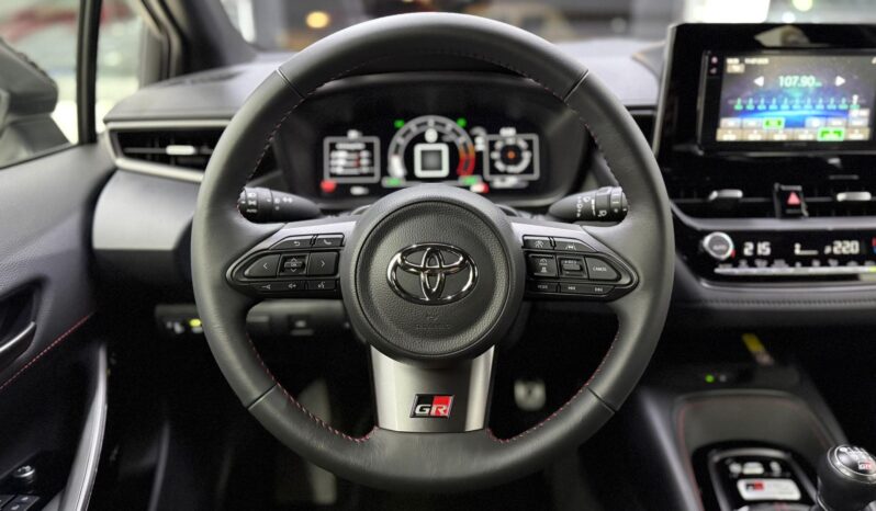 
								Toyota GR Corolla Circuit – 2024 cheio									