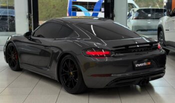 
										Porsche Cayman S  / 2018 cheio									