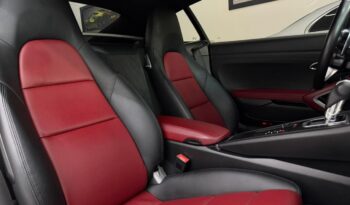 
										Porsche Cayman S  / 2018 cheio									