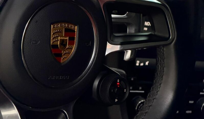 
								Porsche Cayman S  / 2018 cheio									