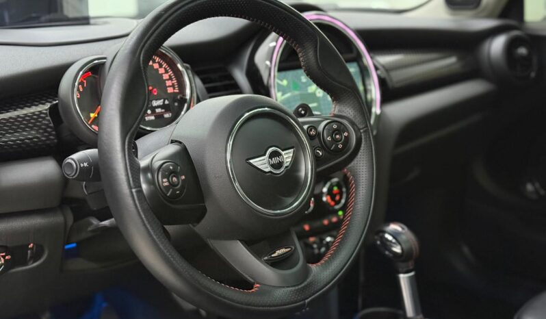 
								Mini Cooper S 2.0 Turbo / 2018 cheio									