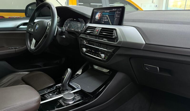 
								Bmw X3 Xdrive 30e / 2021 cheio									