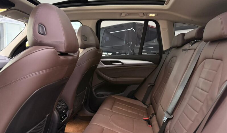 
								Bmw X3 Xdrive 30e / 2021 cheio									