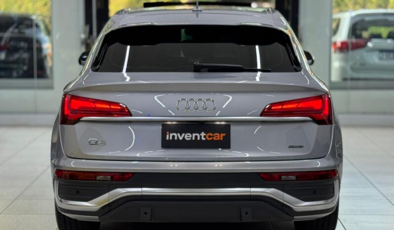 
								Audi Q5 / 2021 cheio									