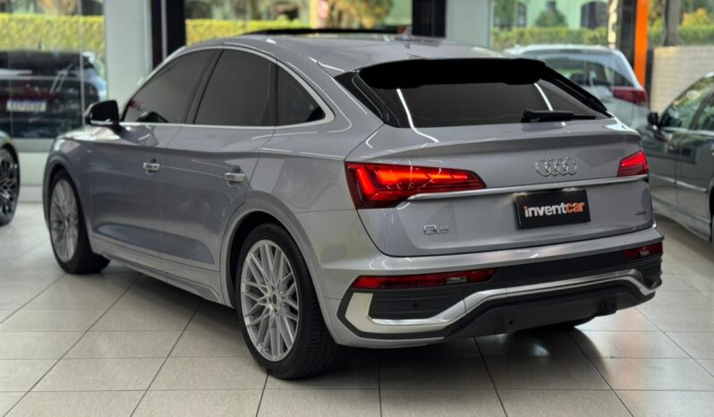 
								Audi Q5 / 2021 cheio									