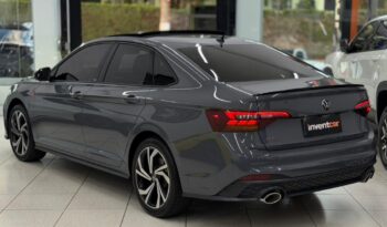 
										Volksvagen Jetta GLi / 2023 cheio									