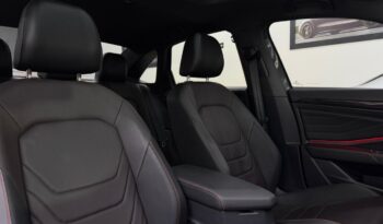 
										Volksvagen Jetta GLi / 2023 cheio									