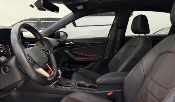 
										Volksvagen Jetta GLi / 2023 cheio									