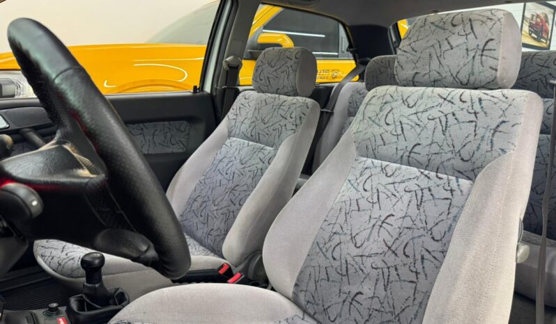 
								Volksvagen Gol GL Turbo 2.0 / 1997 cheio									