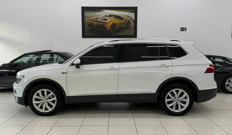 
								Volkswagen Tiguan Allspace Comfortline 1.4 250 TSi / 2019 cheio									