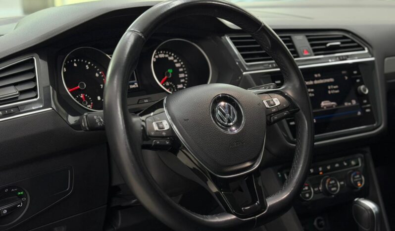 
								Volkswagen Tiguan Allspace Comfortline 1.4 250 TSi / 2019 cheio									