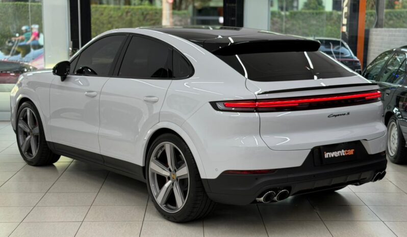 
								Porsche Cayenne S CP  2024 cheio									
