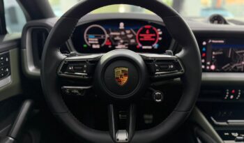 
										Porsche Cayenne S CP  2024 cheio									