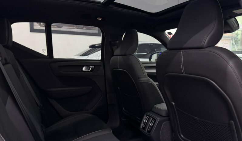 
								Volvo XC40 P6 Recharge Eletric Plus / 2024 cheio									