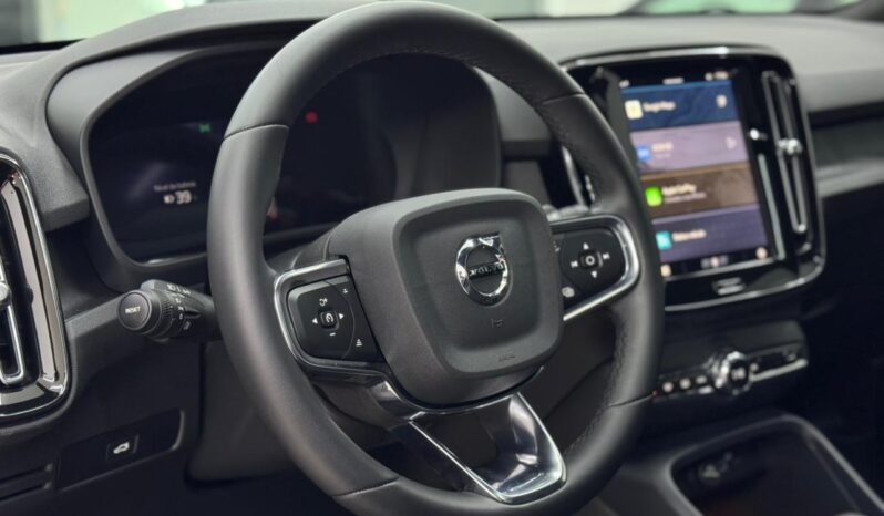 
								Volvo XC40 P6 Recharge Eletric Plus / 2024 cheio									