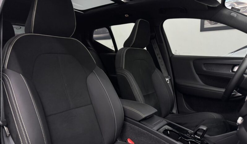 
								Volvo XC40 P6 Recharge Eletric Plus / 2024 cheio									