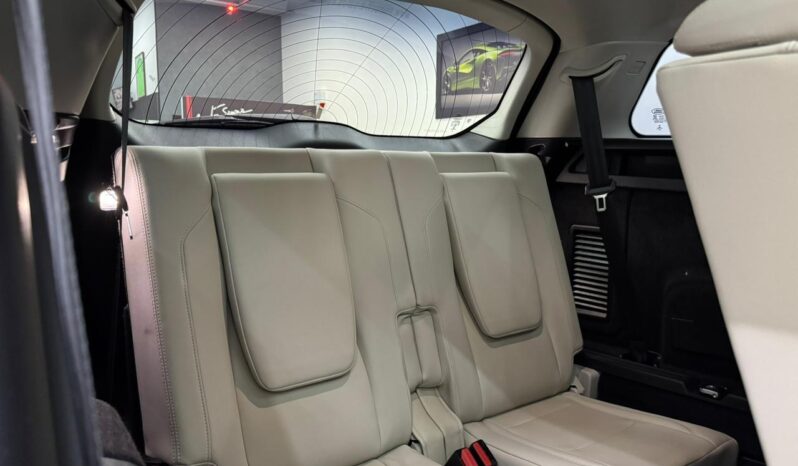 
								Land Rover Discovery Sport P250 SE / 7 lugares / 2021 cheio									