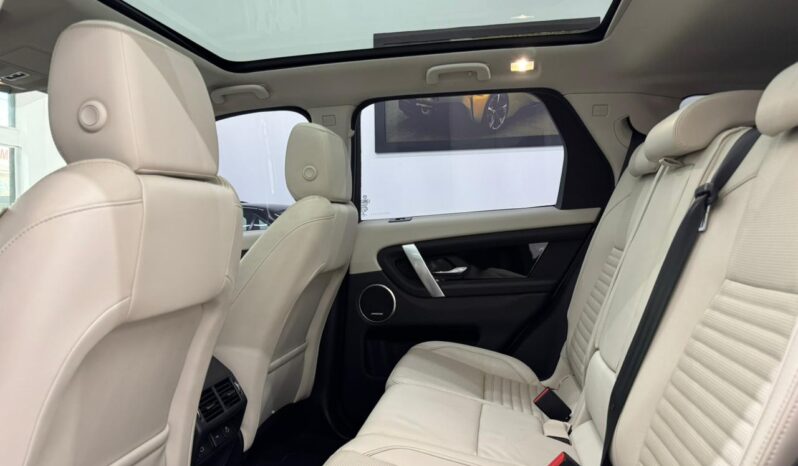 
								Land Rover Discovery Sport P250 SE / 7 lugares / 2021 cheio									