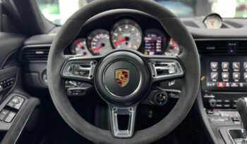 
										Porsche 911 Carrera GTS / 2018 cheio									