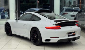 
										Porsche 911 Carrera GTS / 2018 cheio									