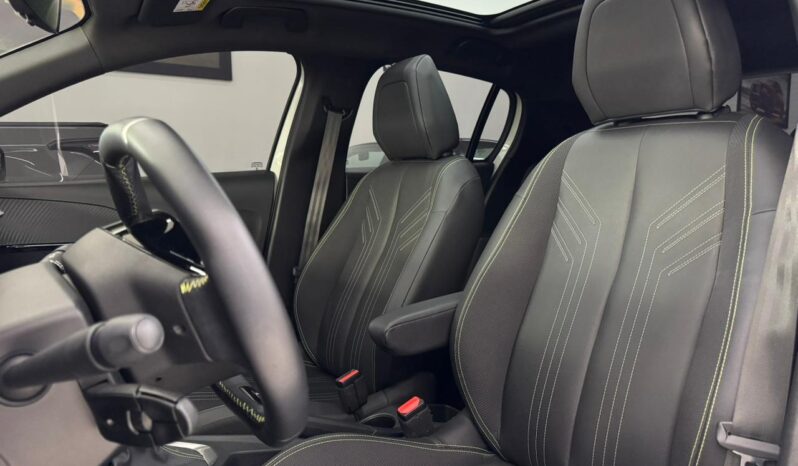 
								Peugeot 208 Allure GT  2025 cheio									