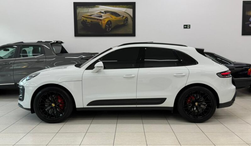 
								Porsche Macan S/2025 cheio									