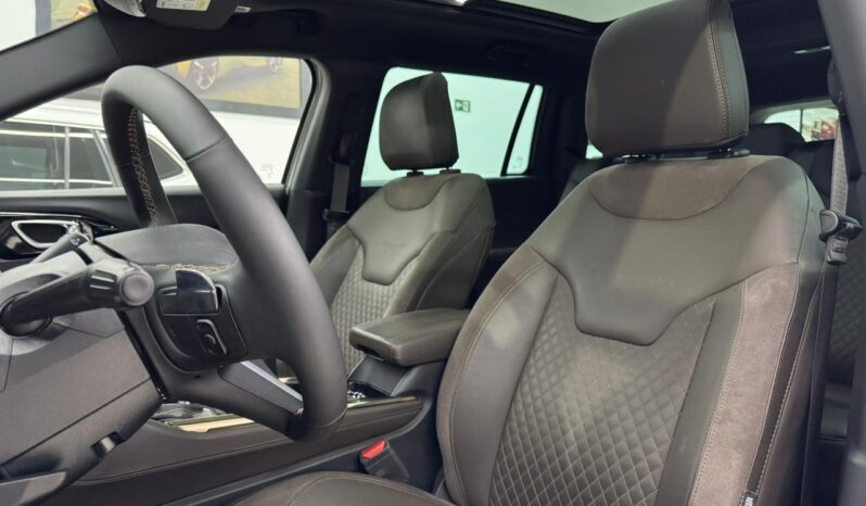 
								Jeep Commander Overland TD380 4×4 /2025 cheio									