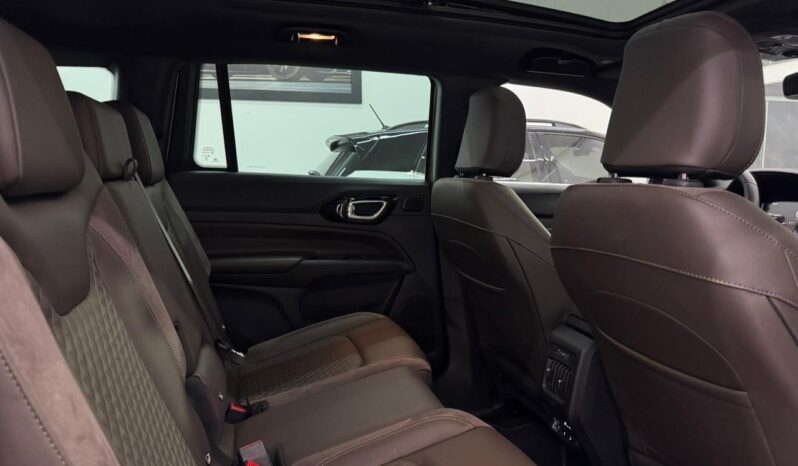 
								Jeep Commander Overland TD380 4×4 /2025 cheio									