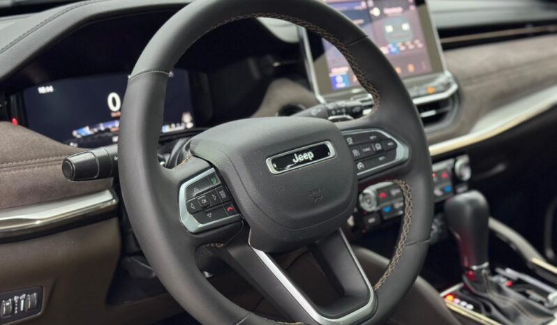 
								Jeep Commander Overland TD380 4×4 /2025 cheio									