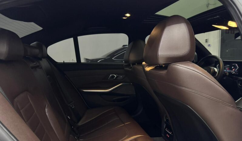 
								Bmw 320i M Sport / 2025 cheio									