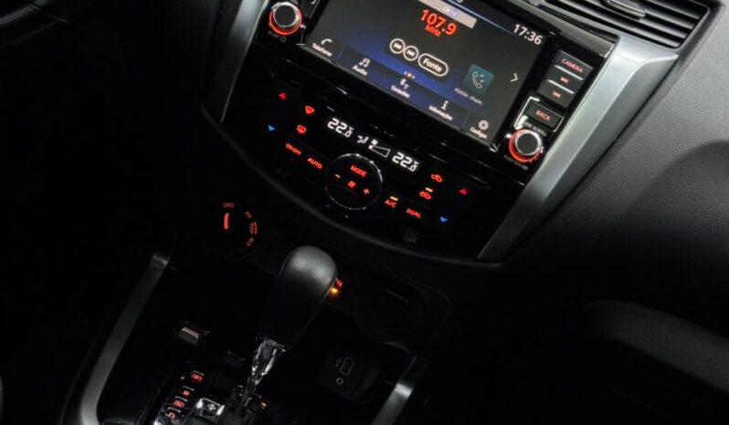 
								Nissan Frontier Platinum 4×4 / 2023 cheio									