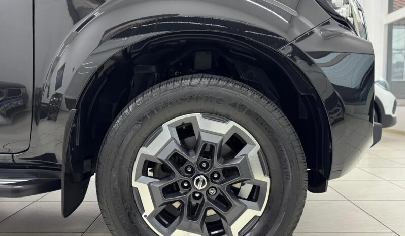 
								Nissan Frontier Platinum 4×4 / 2023 cheio									