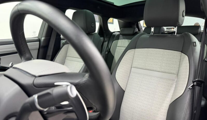 
								Land Rover Evoque P250 HSE R-Dynamic / 2023 cheio									