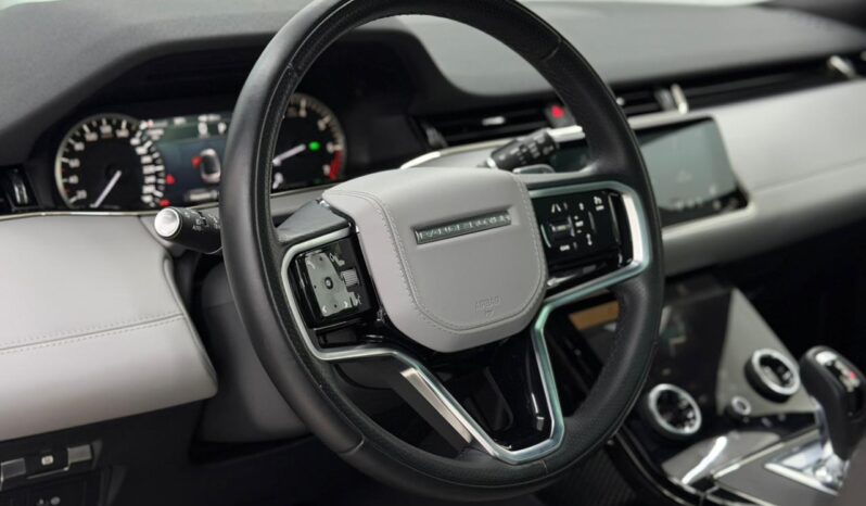 
								Land Rover Evoque P250 HSE R-Dynamic / 2023 cheio									