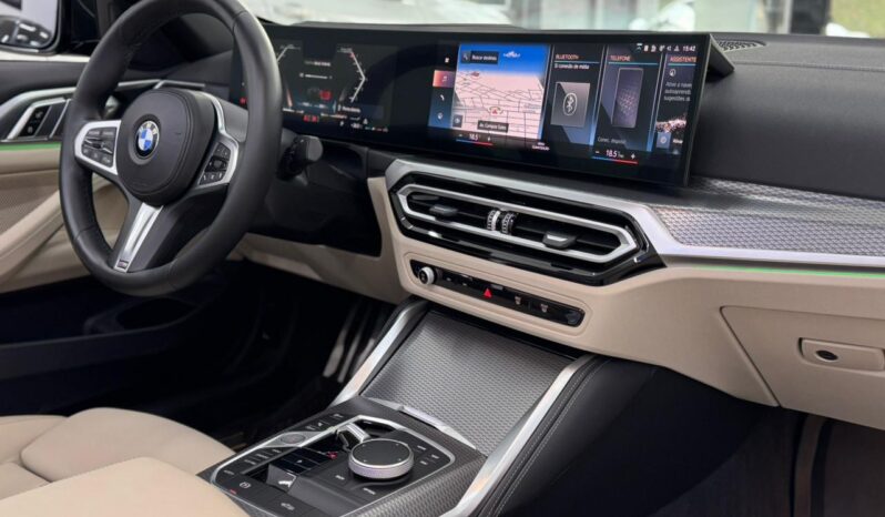 
								BMW 420i Cabrio M Sport cheio									