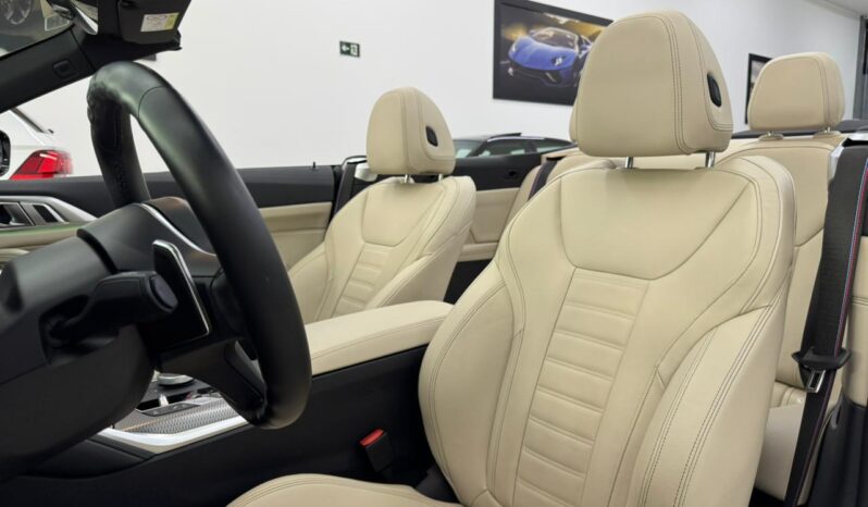 
								BMW 420i Cabrio M Sport cheio									