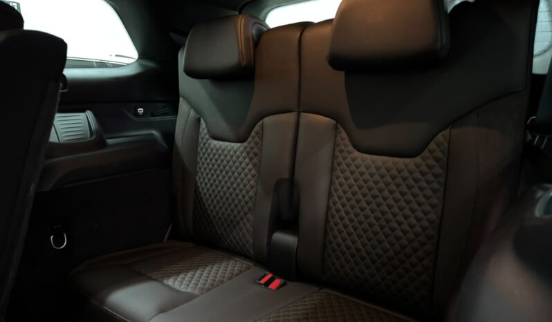 
								Jeep Commander Overland TD380/2023 cheio									